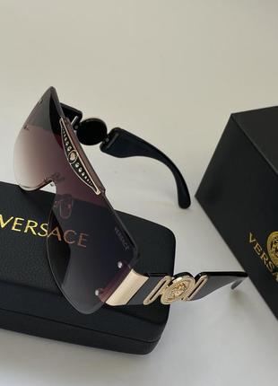 Сонцезахисні окуляри versace дуже гарні7 фото