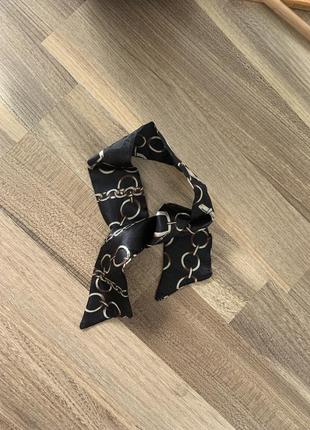 Стрічка в волосся