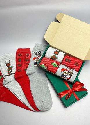 Бокс новорічних шкарпеток на 4 пари у подарунковій коробці