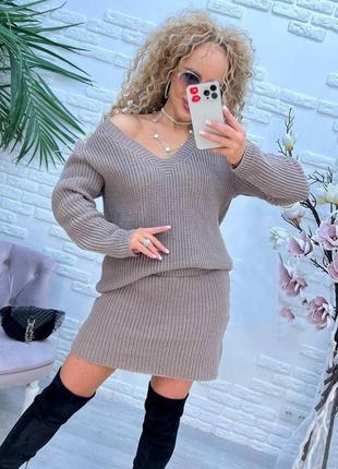 Стильный ,элегантный, вязаный 
женский костюм «белла»
свитер свободного кроя 
юбка мини5 фото