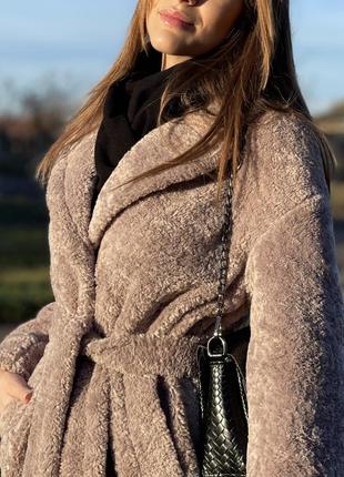 Женское пальто, шубка удлиненная