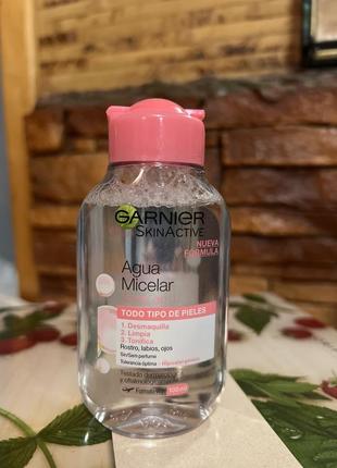 Міцелярна вода для всіх типів шкіри