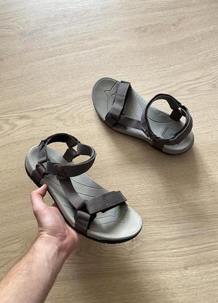 Сандалі босоніжки teva crocs usa birkenstock