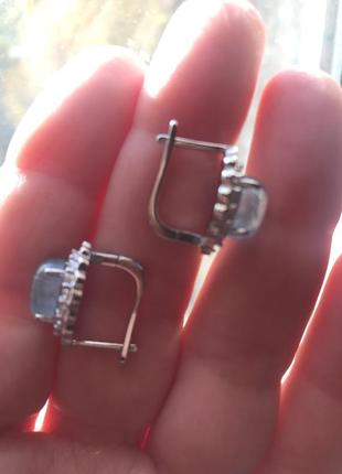 Серебряные серьги с аквамарином и фианитами8 фото