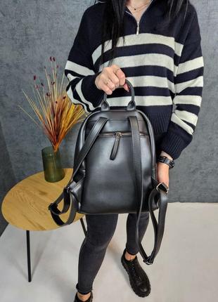 Рюкзак жіночий, чорного кольору, модний, стильний рюкзак з карманами2 фото