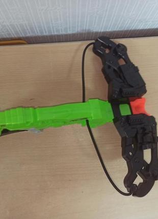 Бластер nerf zombie strike wrathbolt