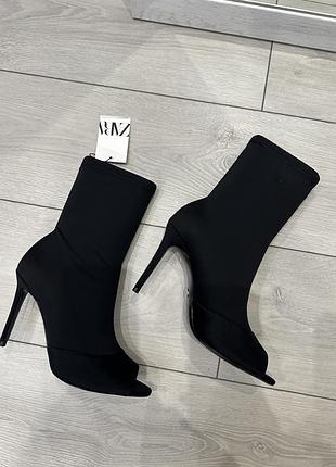 Ботильоны zara