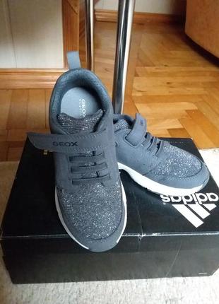 Кросівки geox