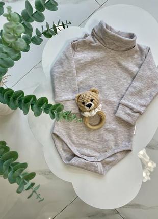 Боди гольф на легком утеплении