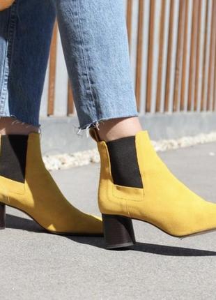 Стильные ботинки zara, желтого цвета.4 фото