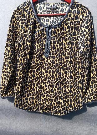 Вишита блуза