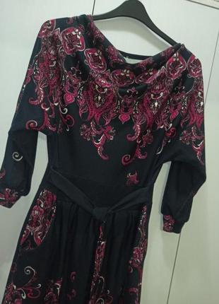Женское нарядное платье миди празднчное