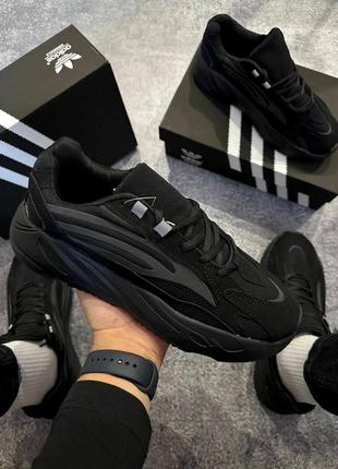 Adidas yeezy 700 black