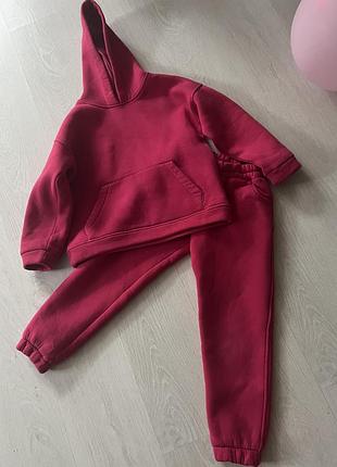 Теплый спортивный костюм на девочку 6-8 лет