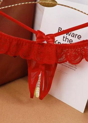 Эротические трусики красные женские с разрезом и жемчугом - размер универсальный (на резинке)