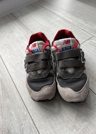 Кроссовки на липучках new balance 31р замшевые кроссовки для мальчика на липучках2 фото