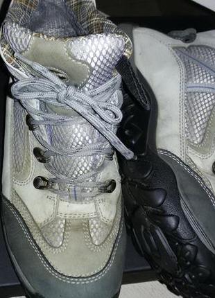 Классные треккинговые ботинки waldlaufer tex размер 38-38,5 (25,3 см)10 фото