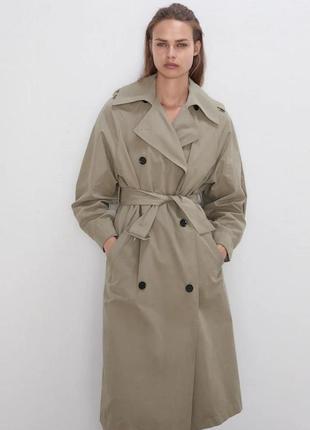 Zara базовый трендовый плащ.