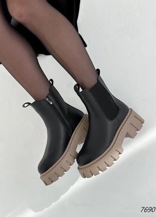 Трендовые зимние кожаные ботинки для женщин