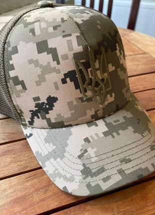 Армейска бейсболка с тризубом кепка летняя сетка пиксель мм14 армейская зсу кепка военная бейсболка с сеткой5 фото