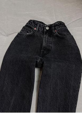 Джинсы mom fit classic zara6 фото