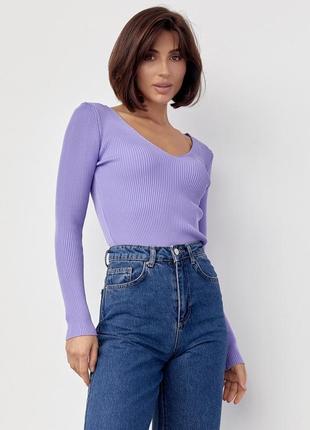 Облягаючий пуловер у дрібний рубчик2 фото