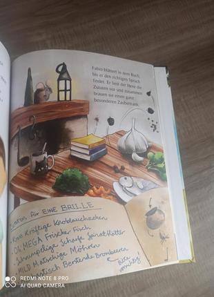 Книжка  дитяча нова з закладинкою, німецькою мовою4 фото
