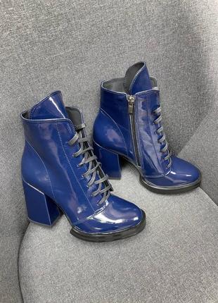 Кожаные лаковые ботинки на каблуке ботильоны на шнуровке из натуральной кожи1 фото