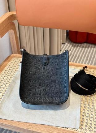 Женская кожаная текстильная черная сумка в стиле эрмес hermes сумка hermes evelyne  гермес5 фото