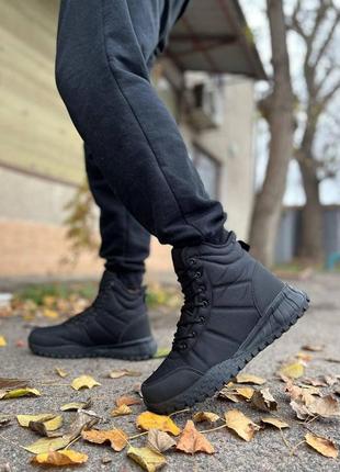 Зимові кросівки для чоловіків у чорному кольорі термо-текстиль та хутро8 фото