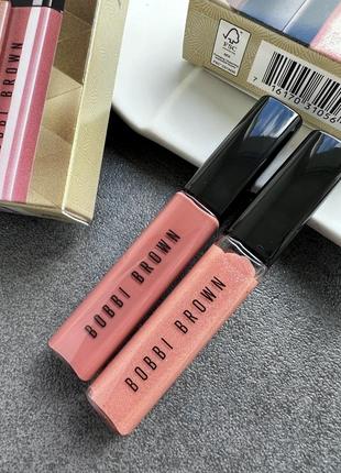 Блиск для губ bobbi волос.