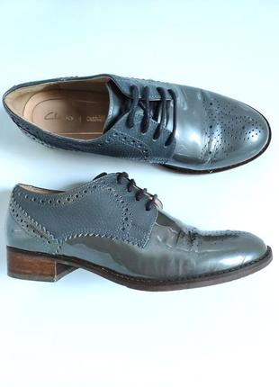 Clarks британського бренду, оригінальні шкіряні лакові броги, оксфорди, туфлі на щнуруванні