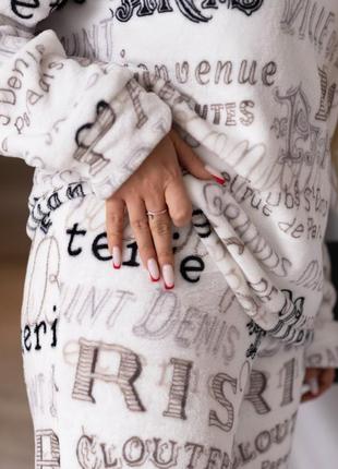 Теплая плюшевая женская пижама из велсофта батал6 фото