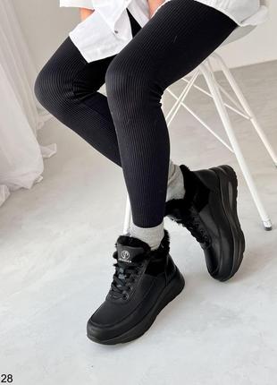 Жіночі зимові кросівки, чорні, натуральна шкіра