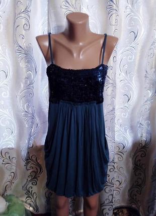 Дуже гарна сукня з паєтками george
