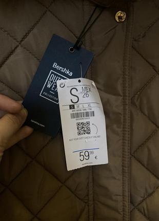 Куртка bershka на девочку.9 фото