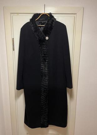 Качественное пальто размер 50, воротник стойка, норка