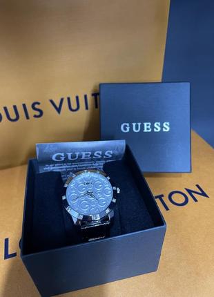 Часы guess