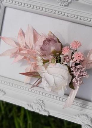 Бутоньерка с стабилизированым руксусом, эвкалиптом и розами. свадебные бутоньерки. бутоньерка для гостей.3 фото
