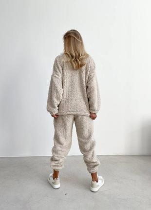 Костюм жіночий тедді кольори