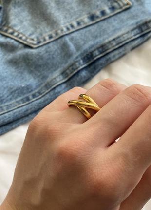 Золотистый массивный кольцо, кольцо7 фото