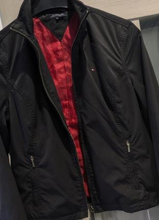 Коротка куртка вітровка Womens tommy hilfiger
