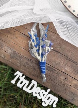 Бутоньерка свадебная лавандовая. бутоньерка для жениха в серебристых тонах с сухоцветами