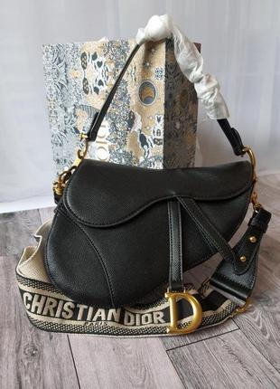 Кожаная сумка в стиле dior saddle