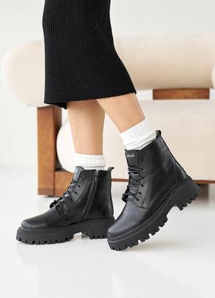 Женские ботинки зимние черные, натуральная кожа, на шнуровке и молнии9 фото