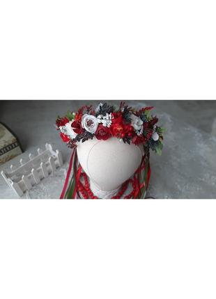 Венок украинский на голову в красных и белых тонах с  лентами под вышиванку для фотоссесии2 фото
