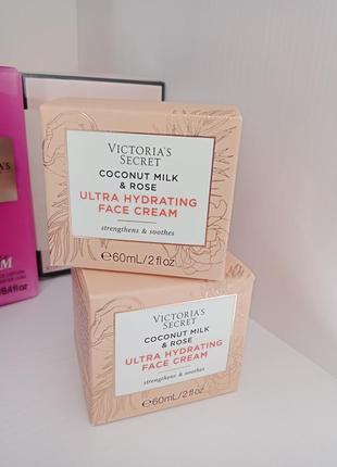 Victoria's secret coconut milk & rose ультраувлажняющий крем для лица кокосовое молоко и роза2 фото