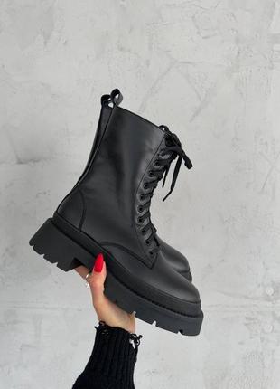 Женские зимние ботинки высокие с мехом черные сапоги теплые ботинки кожаные 36-405 фото