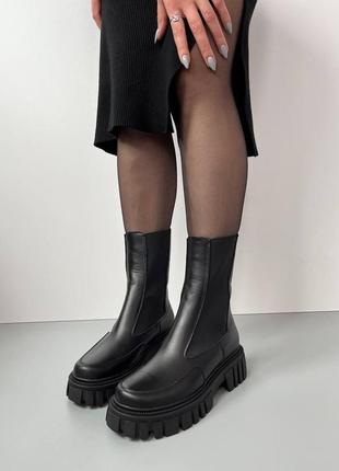 Женские зимние челси ботинки высокие с мехом черные сапоги теплые ботинки кожаные 36-40 на платформе2 фото