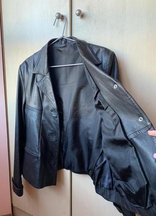 Натуральный кожаный пиджак в черном цвете2 фото